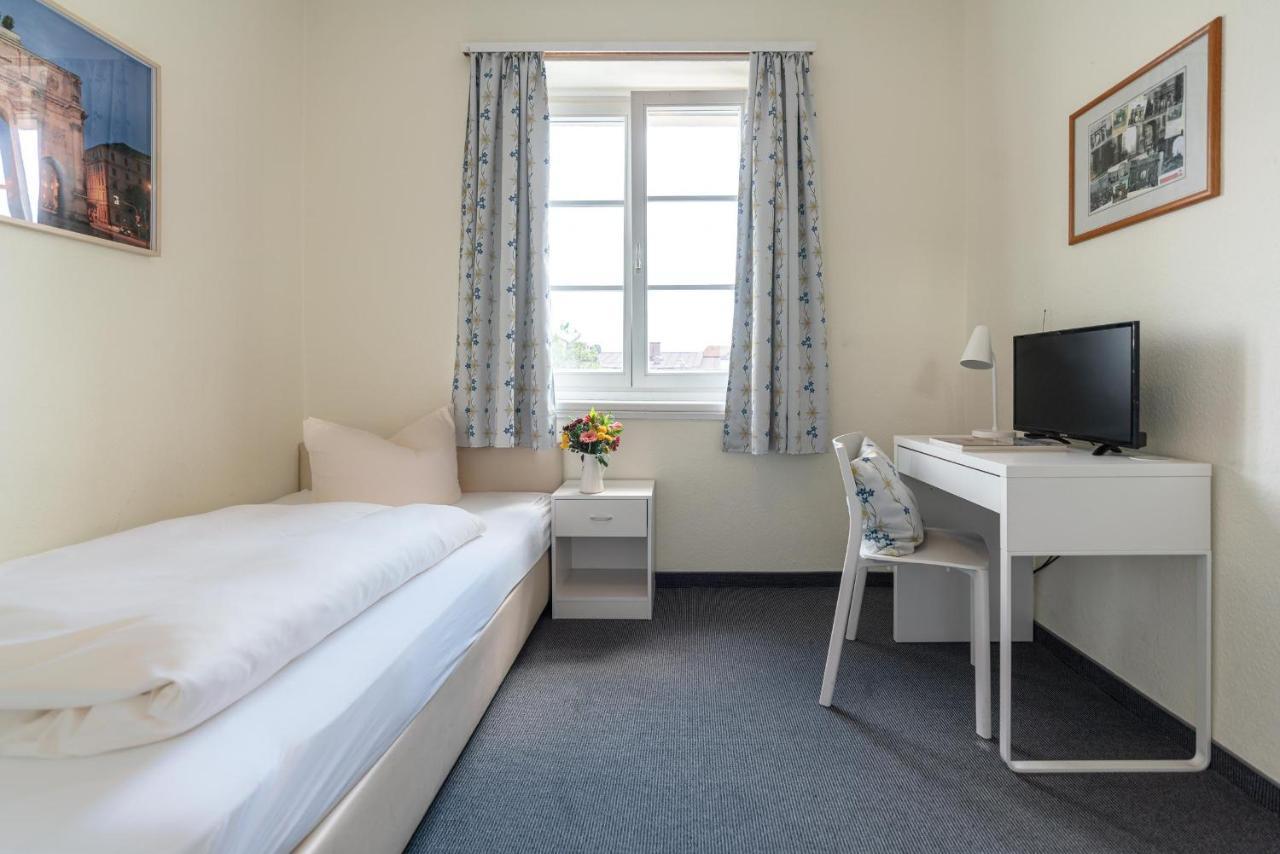 Hotel-pension Am Siegestor Gasthuis 3*