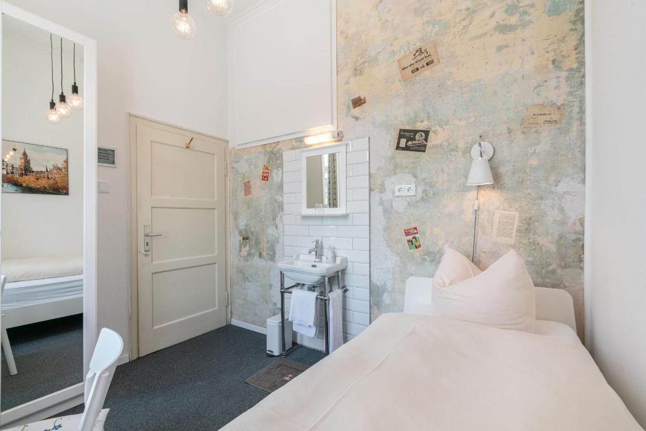 Guest house Hotel-pension Am Siegestor