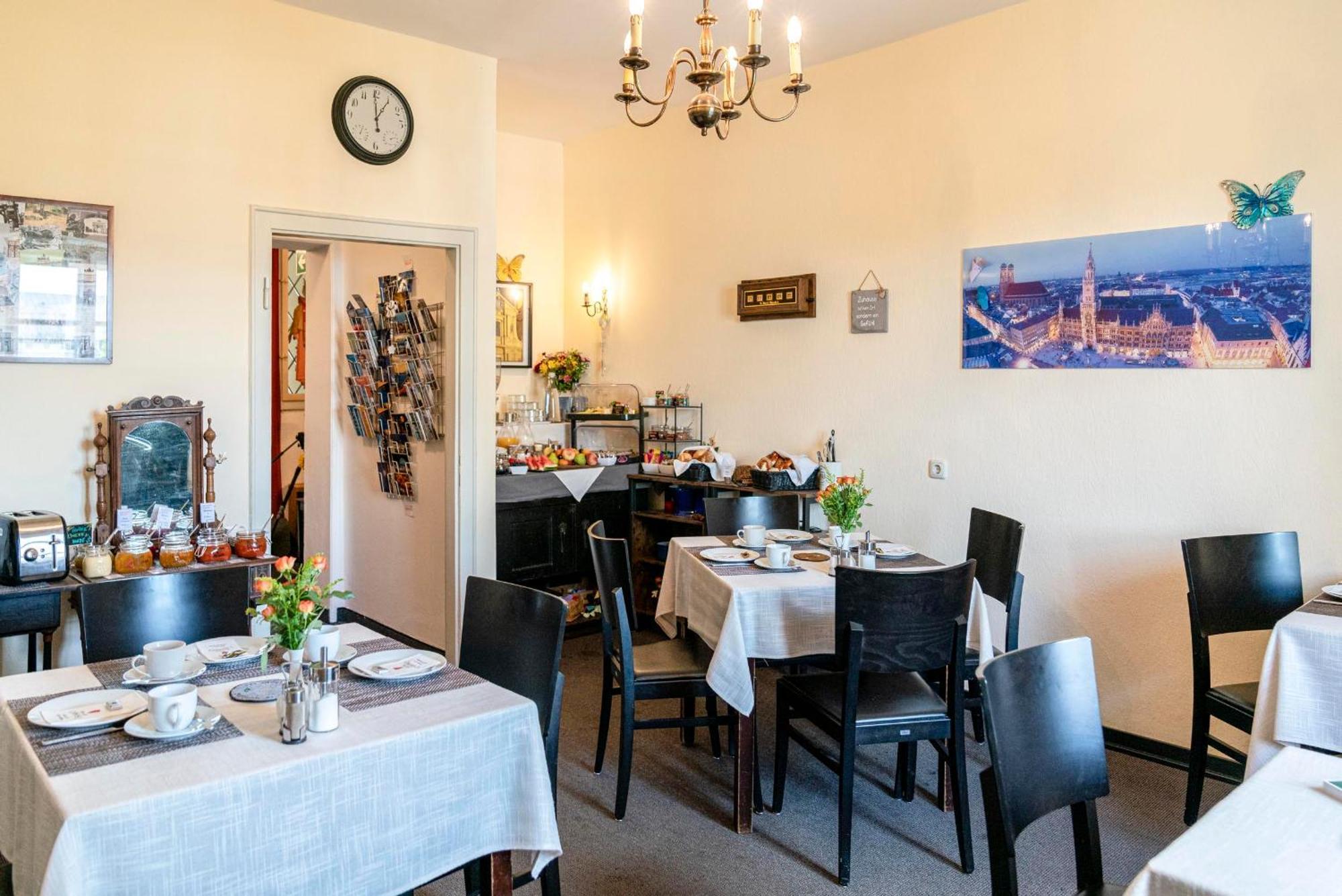 Hotel-pension Am Siegestor Guest house 3*