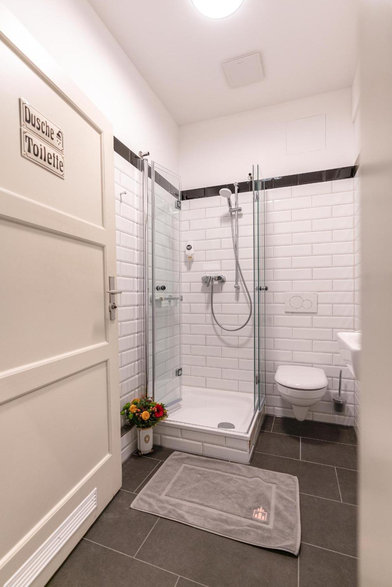 Guest house Hotel-pension Am Siegestor